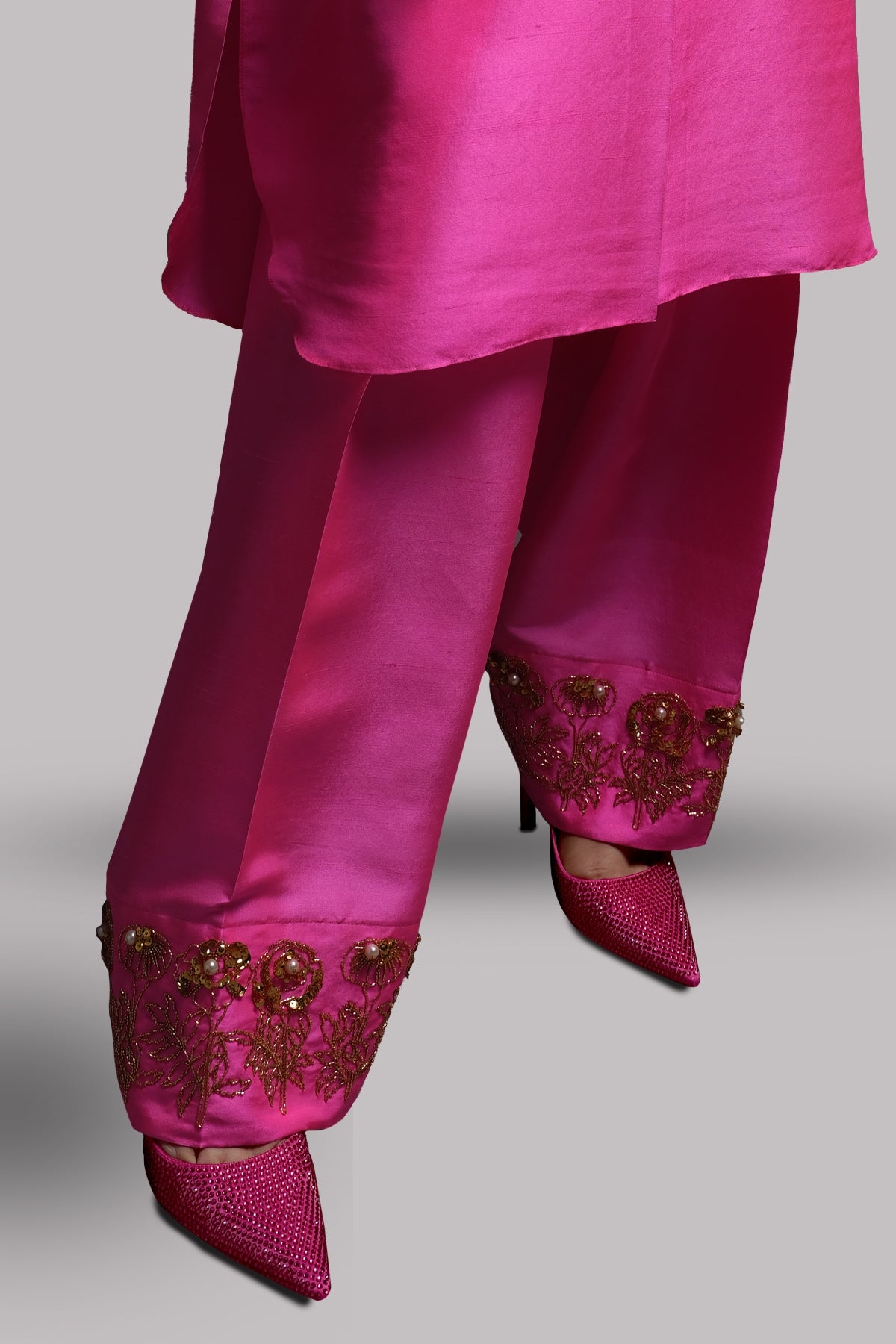 https://www.museluxe.com/wp-content/uploads/2025/02/1014938-03-diva-pink-embellished-raw-silk-set_vjp96cbgo0vsb3t8.jpg