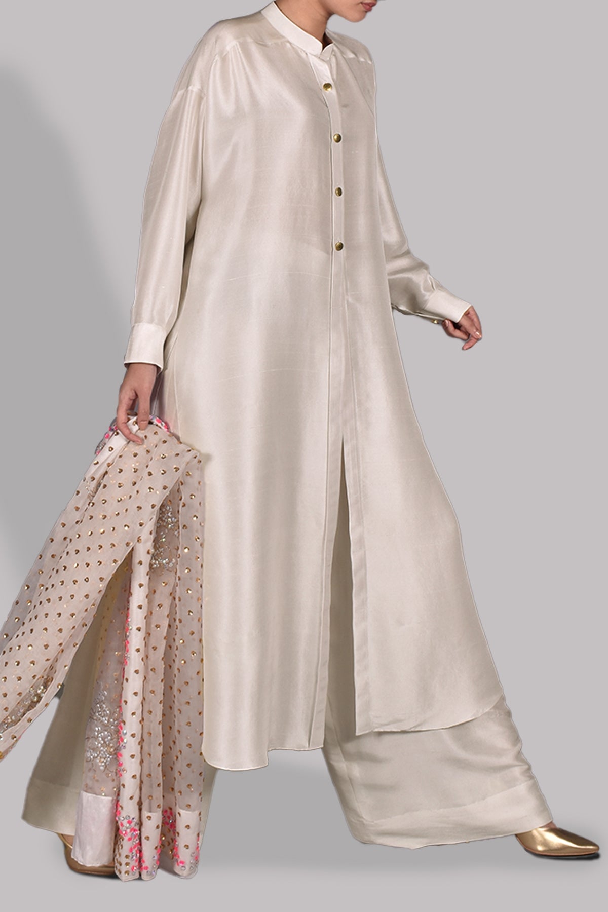 Egret Embellished Raw Silk Set