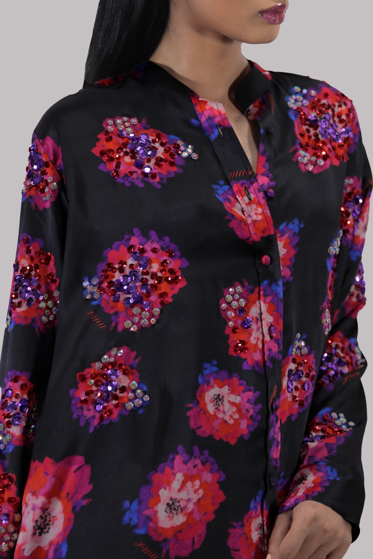 https://www.museluxe.com/wp-content/uploads/2025/02/1018109-4-black-and-red-digital-print-embellished-satin-silk-set_hqrtkukdvug4t4gz.jpg