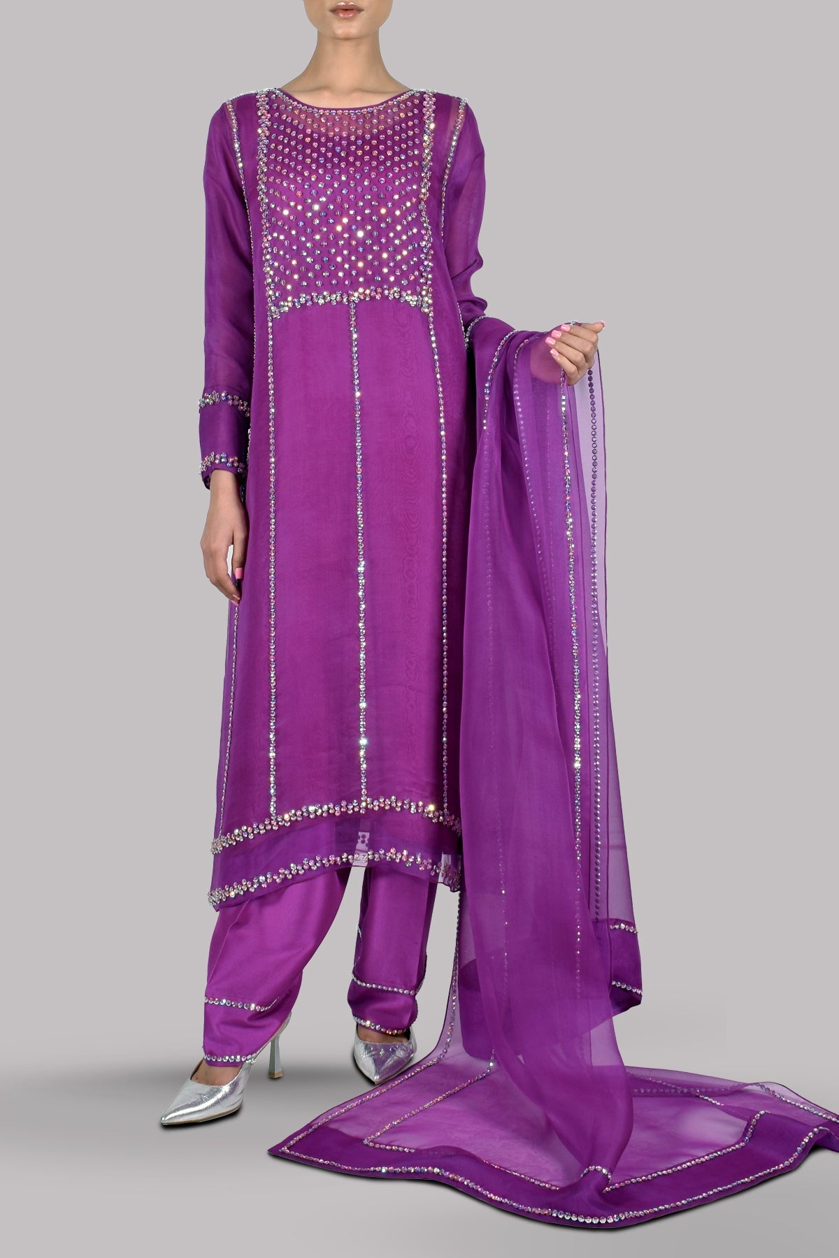 https://www.museluxe.com/wp-content/uploads/2025/02/1019184-01-byzantium-embellished-organza-set_rux6f8aosfqrsbne.jpg