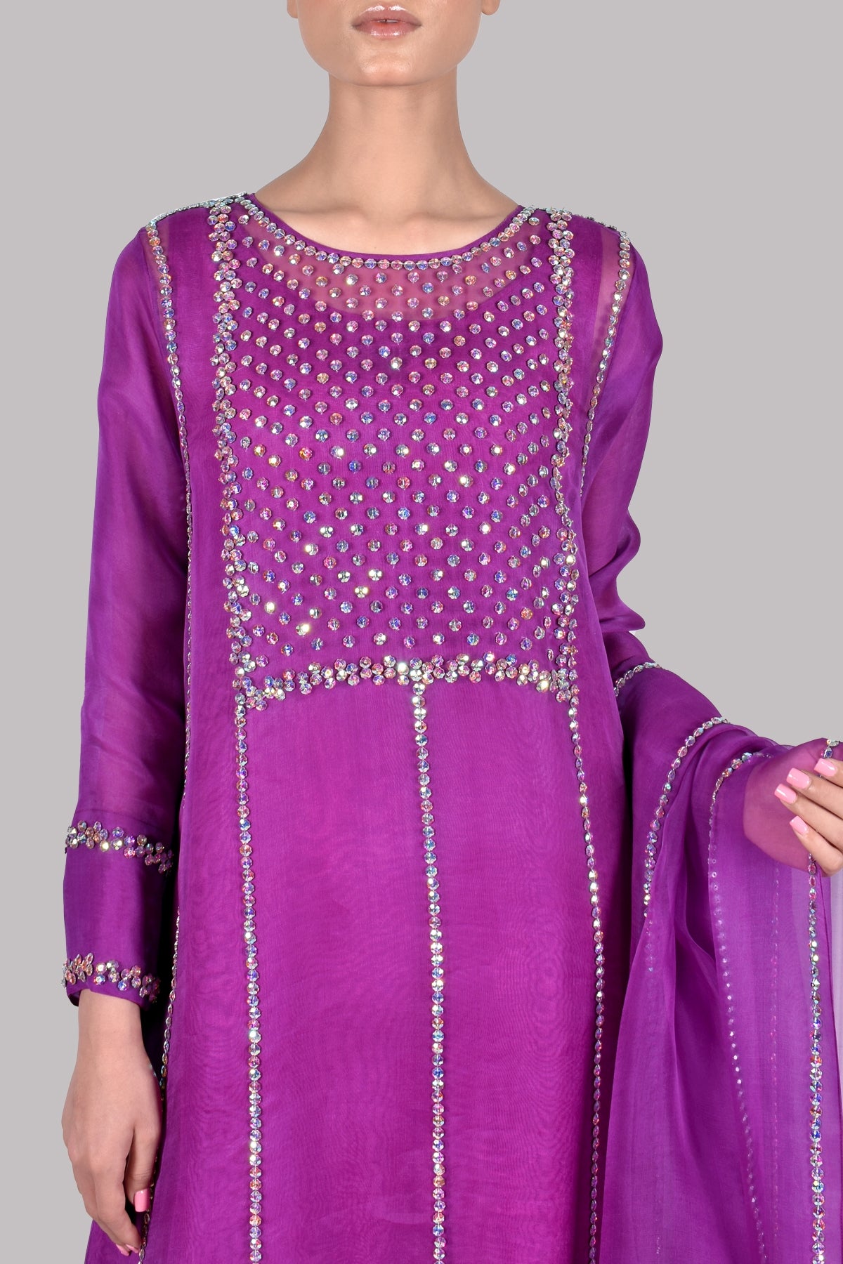 https://www.museluxe.com/wp-content/uploads/2025/02/1019184-04-byzantium-embellished-organza-set_johfdwwehlghmsms.jpg