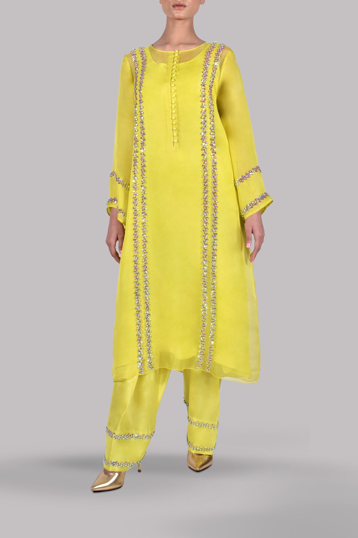 https://www.museluxe.com/wp-content/uploads/2025/02/1019245-01-Aurora-Yellow-Embellished-Organza-Set-1.jpg