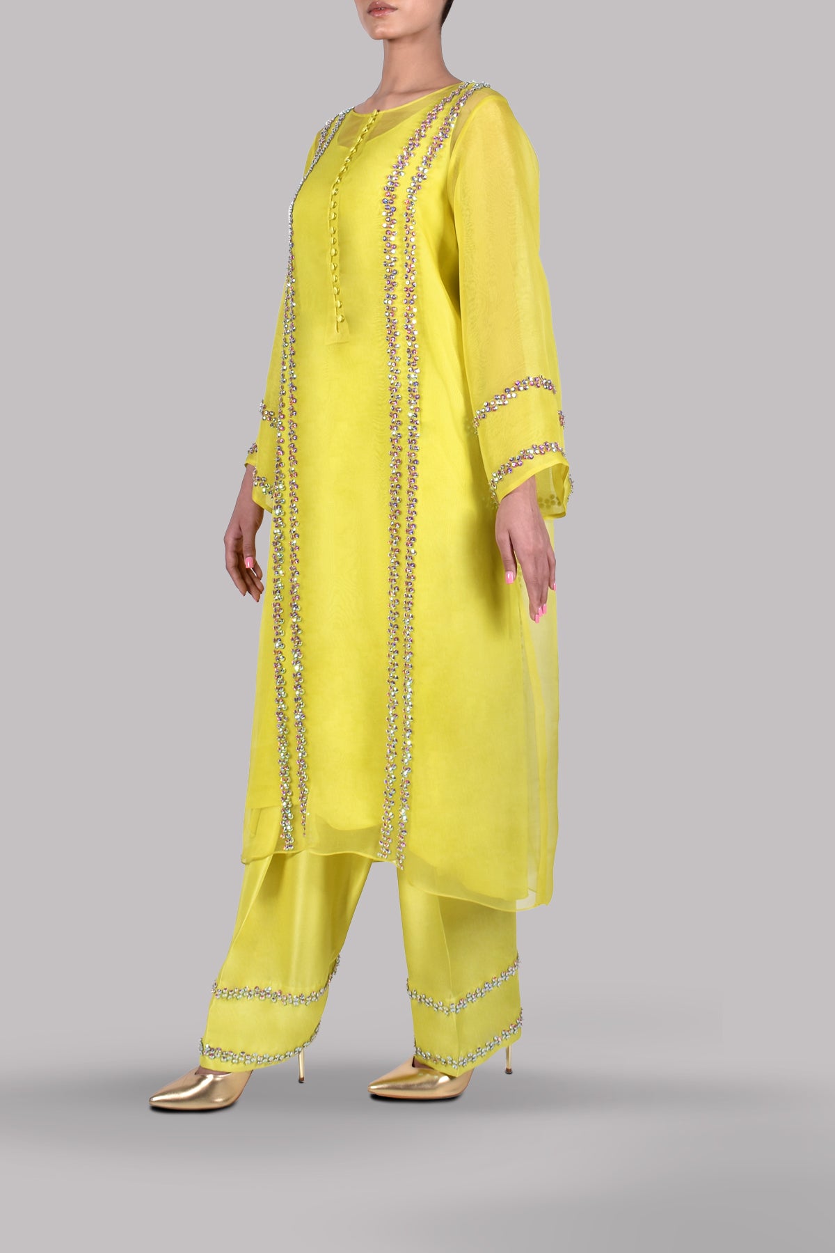 https://www.museluxe.com/wp-content/uploads/2025/02/1019245-02-Aurora-Yellow-Embellished-Organza-Set.jpg