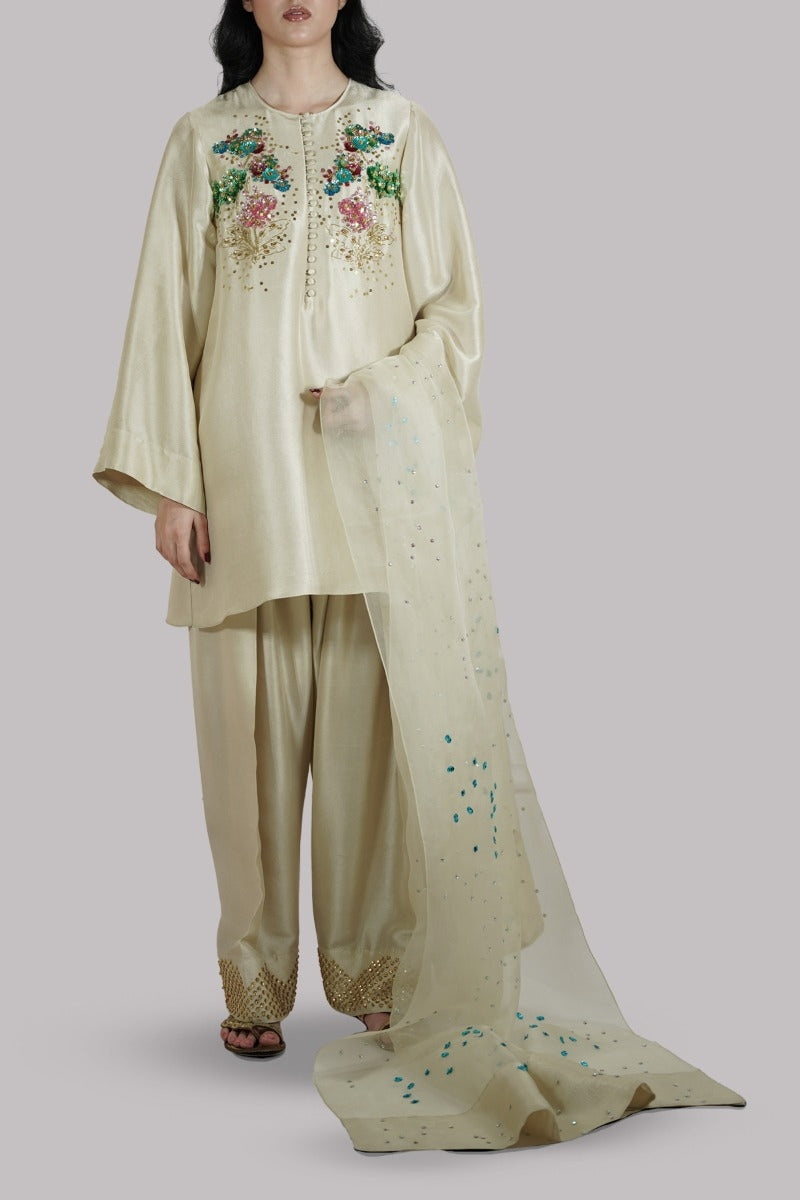 Lamb’s Wool Embellished Raw Silk Set