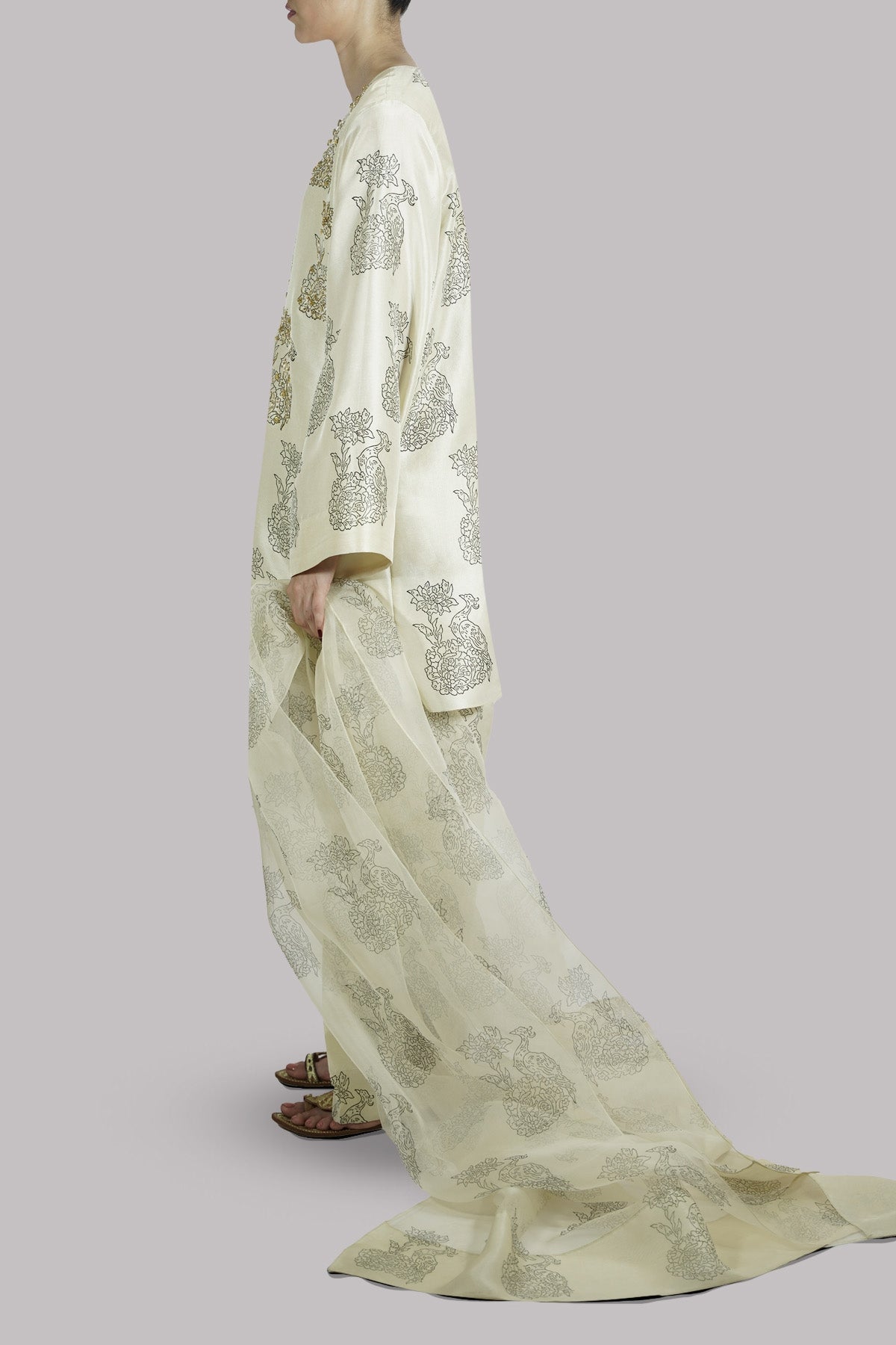 Lamb’s Wool Embellished Raw Silk Set