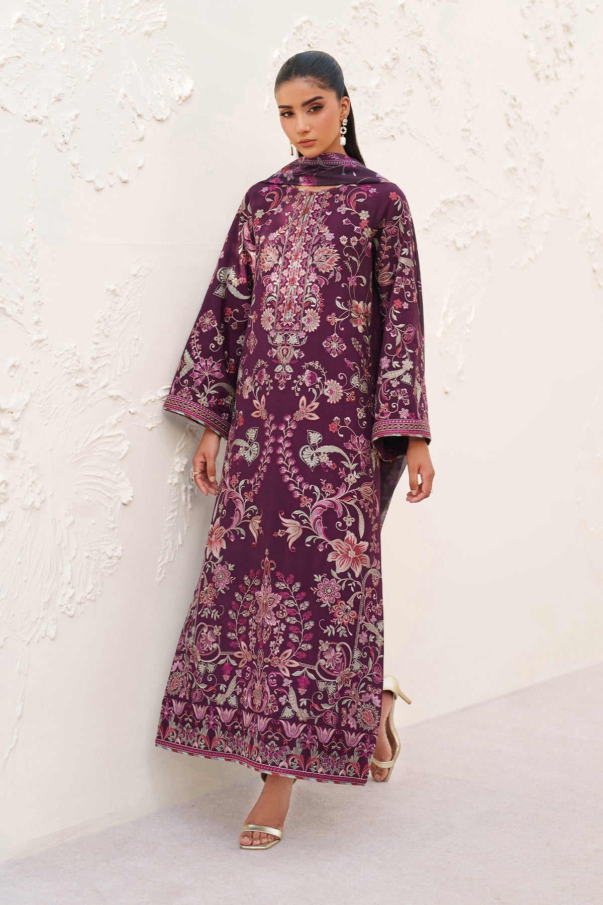 EMBROIDERED RAW SILK SF-4382