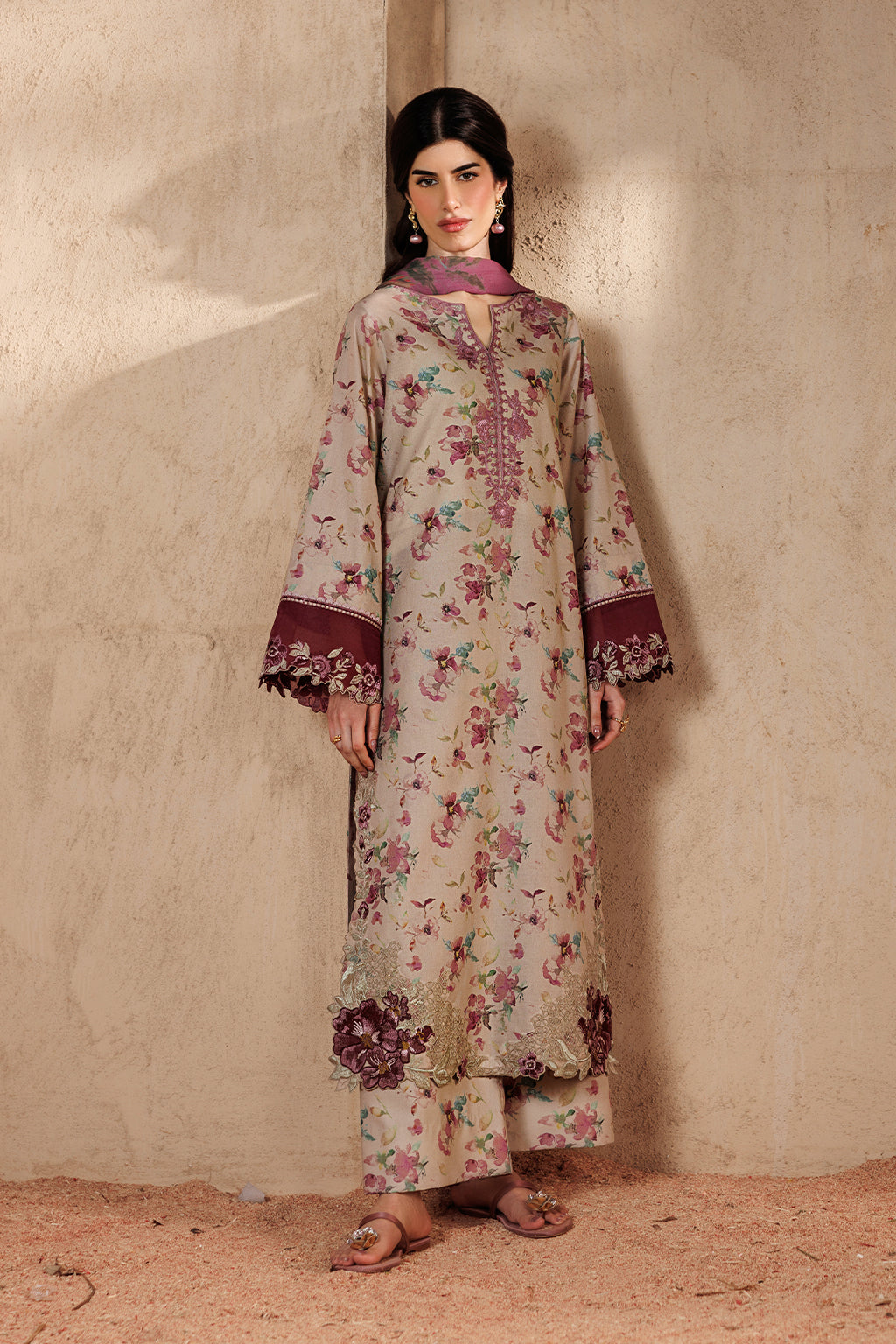 UE-674 Printed Lawn