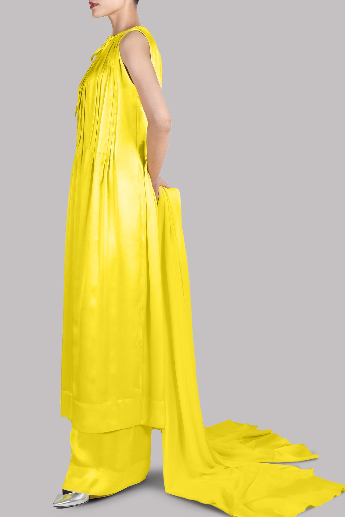 Quince Yellow Pleated Crêpe Set