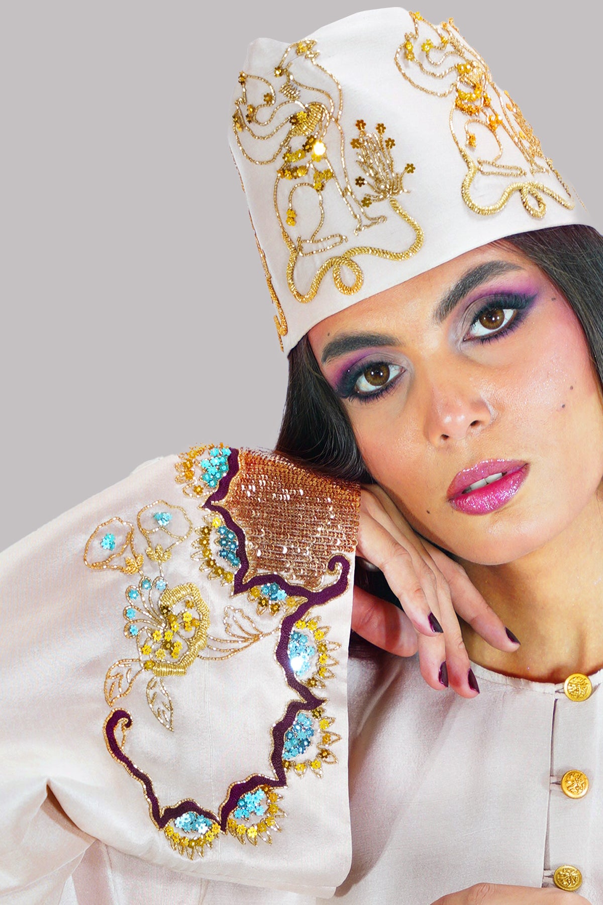 White Swan Embellished Raw Silk Set