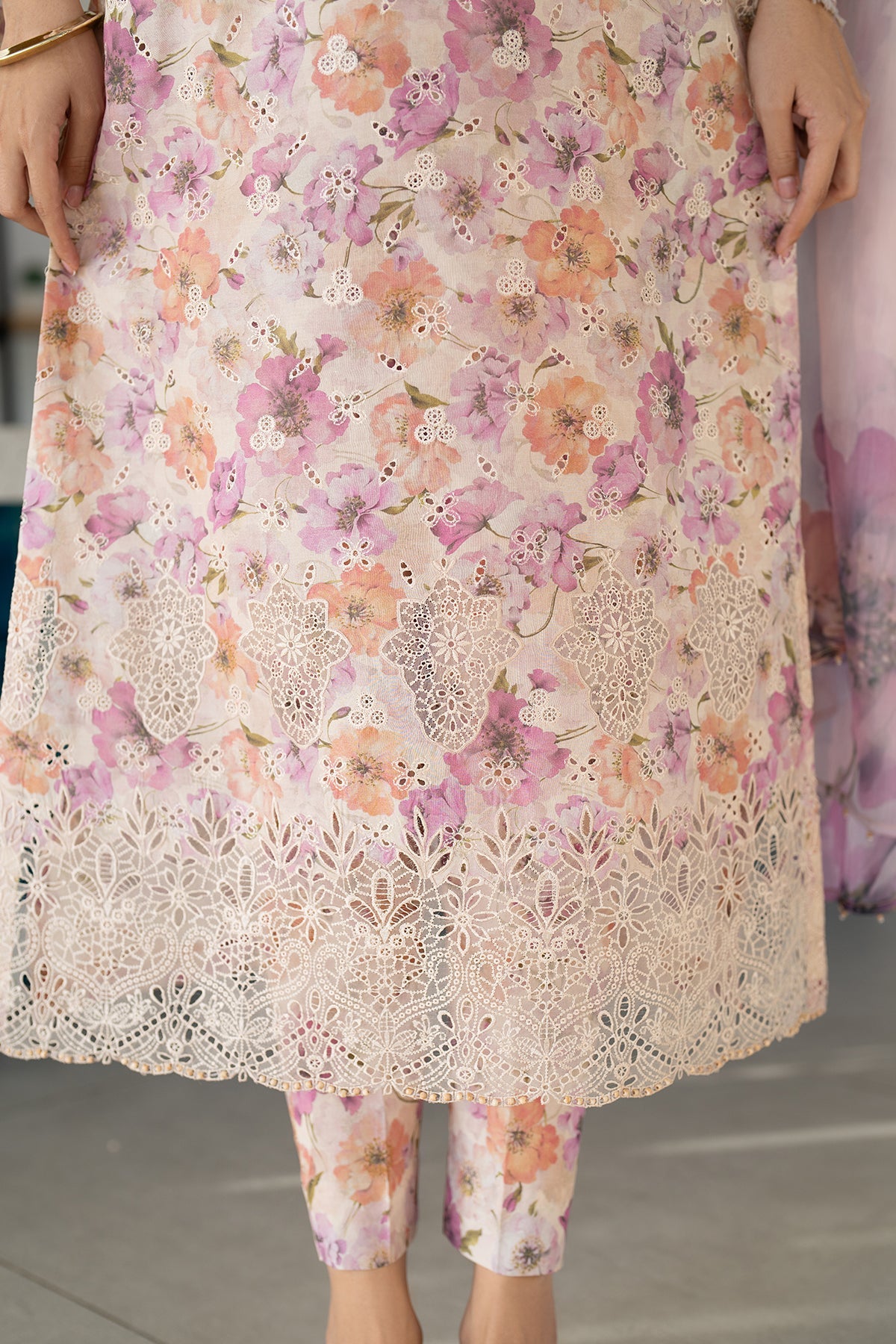 EMBROIDERED PRINTED LAWN SF-4099