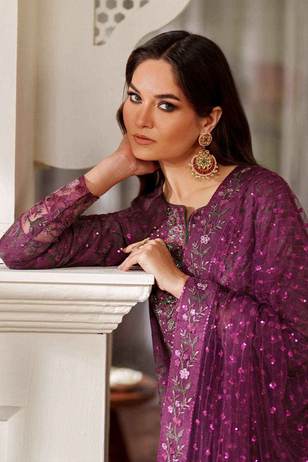 UE-538  Printed Formals