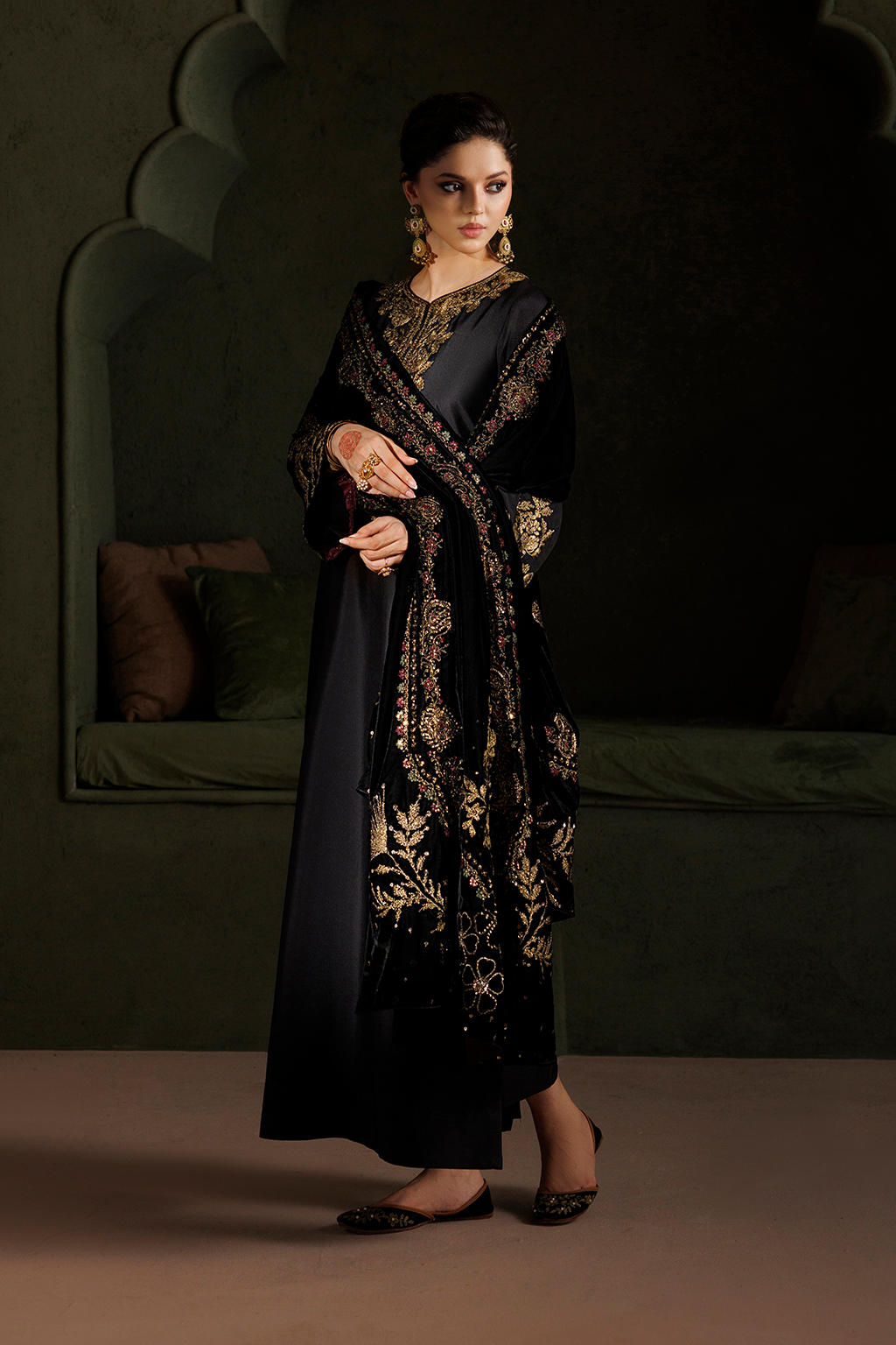 IV-80 Embroidered Sheesha Silk