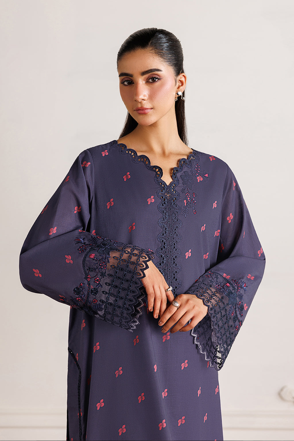 IP-370 Printed Lawn