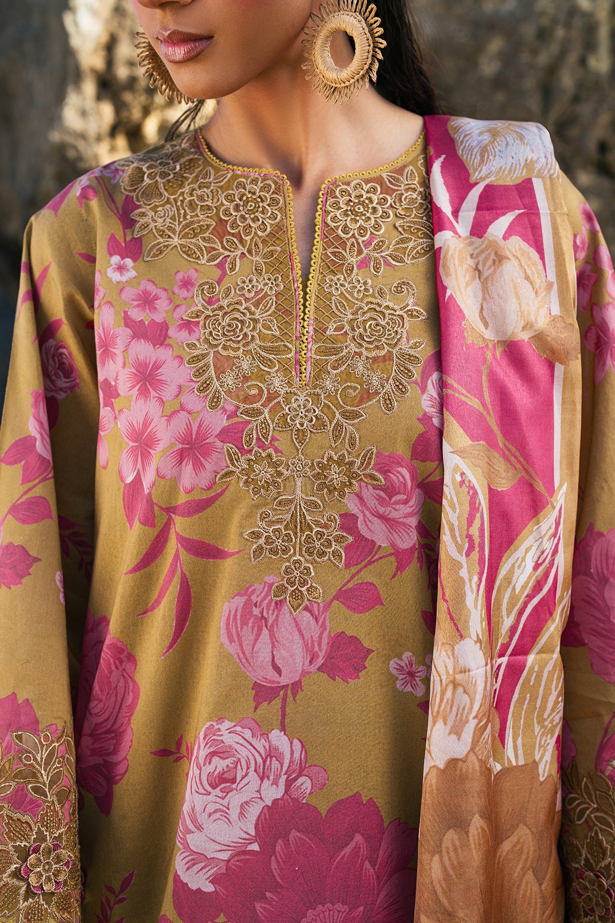 EMBROIDERED PRINTED LAWN SF-4111