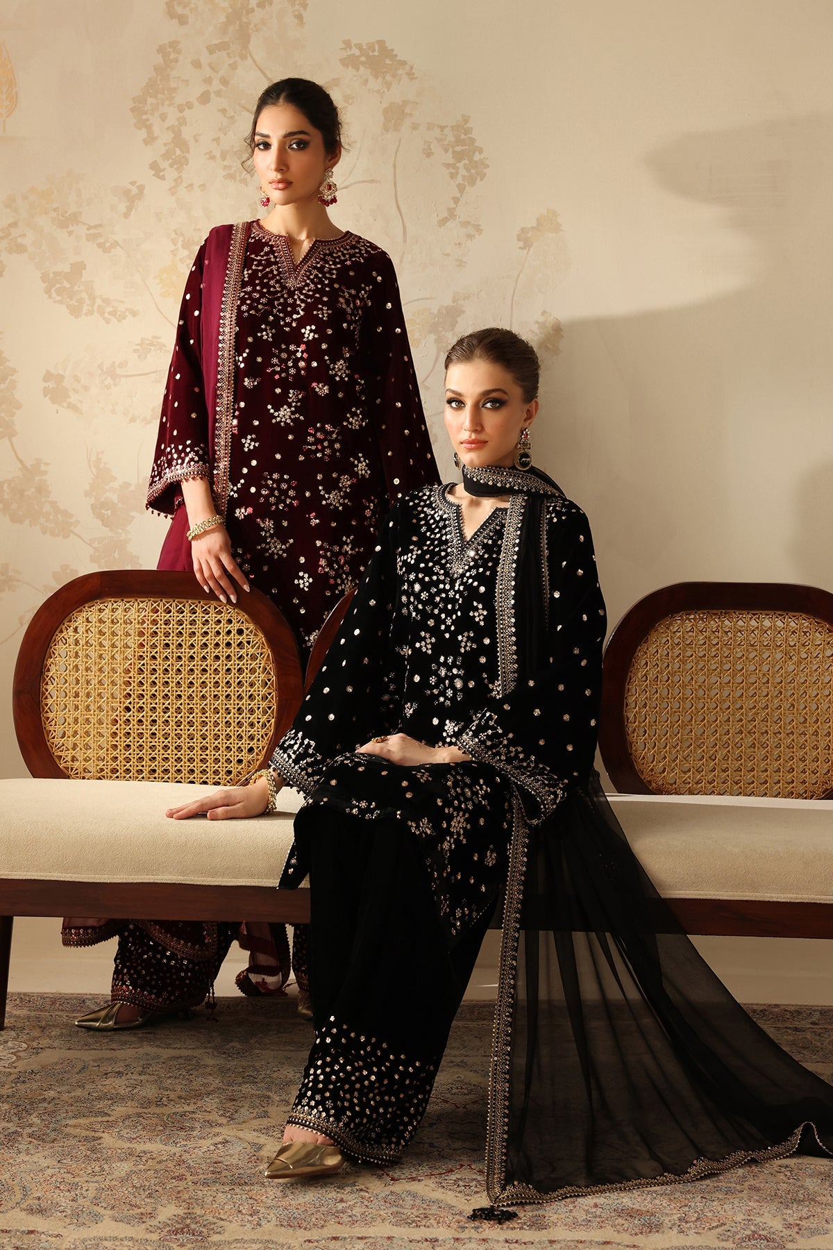 EMBROIDERED VELVET SF-4316