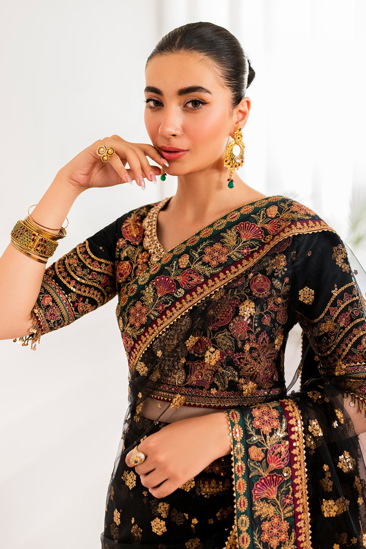 EMBROIDERED NET UF-700