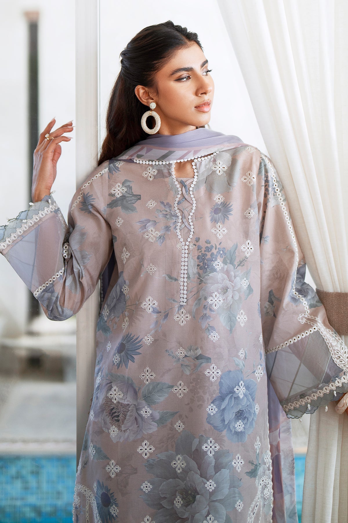 EMBROIDERED PRINTED LAWN UF-4079