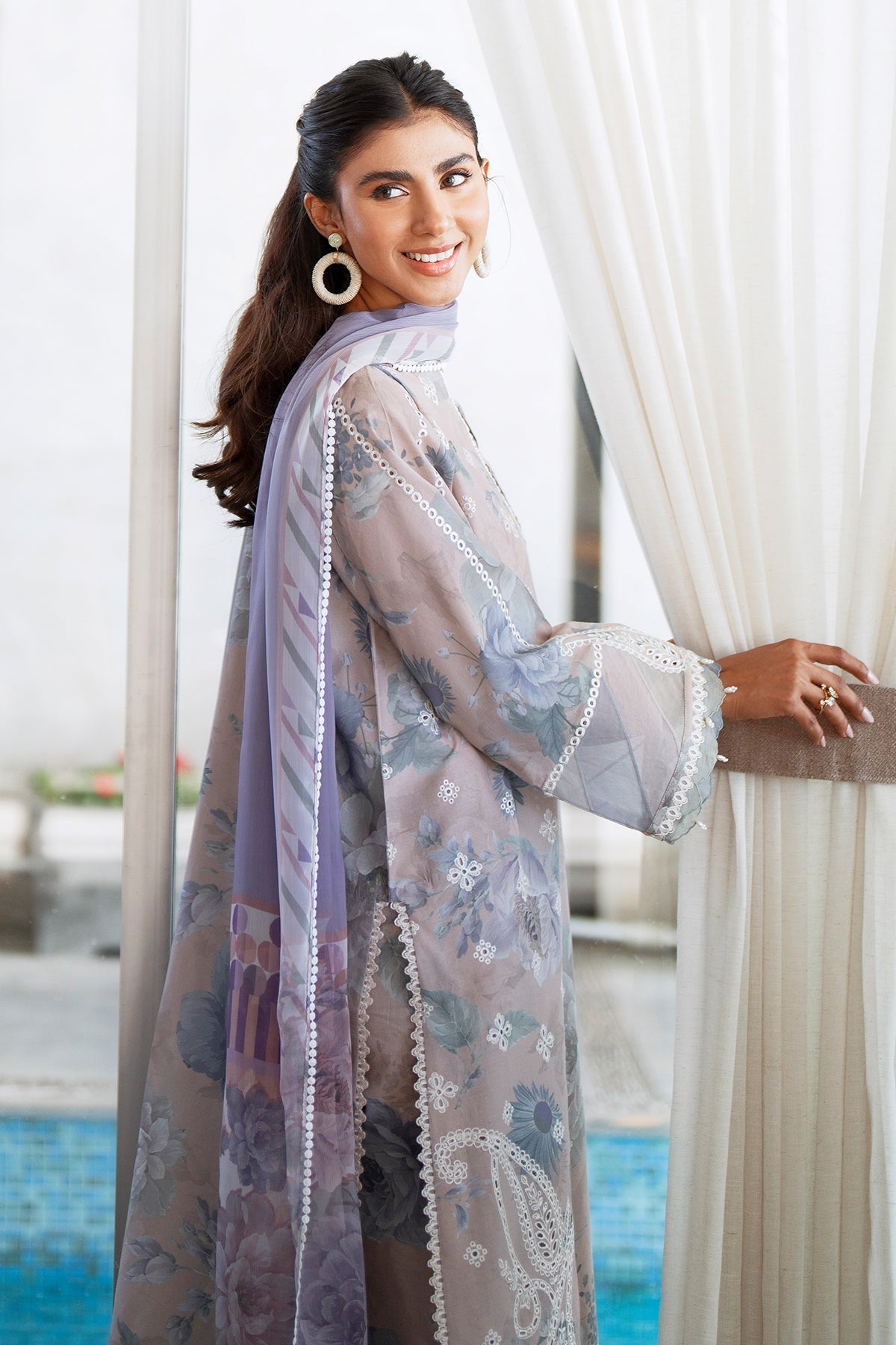 EMBROIDERED PRINTED LAWN UF-4079