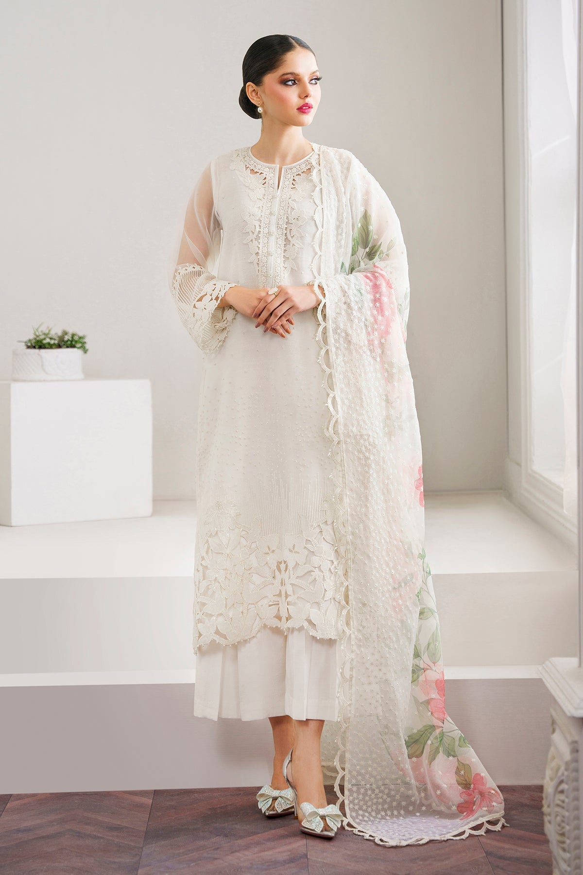 Embroidered Organza Sf-526