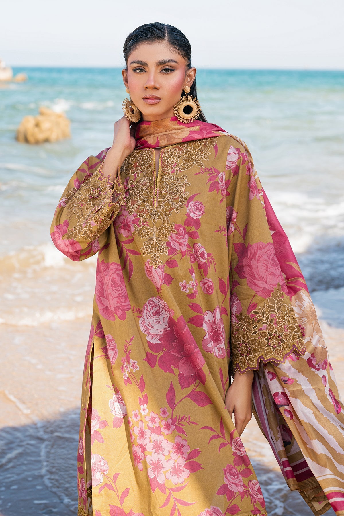 EMBROIDERED PRINTED LAWN SF-4111
