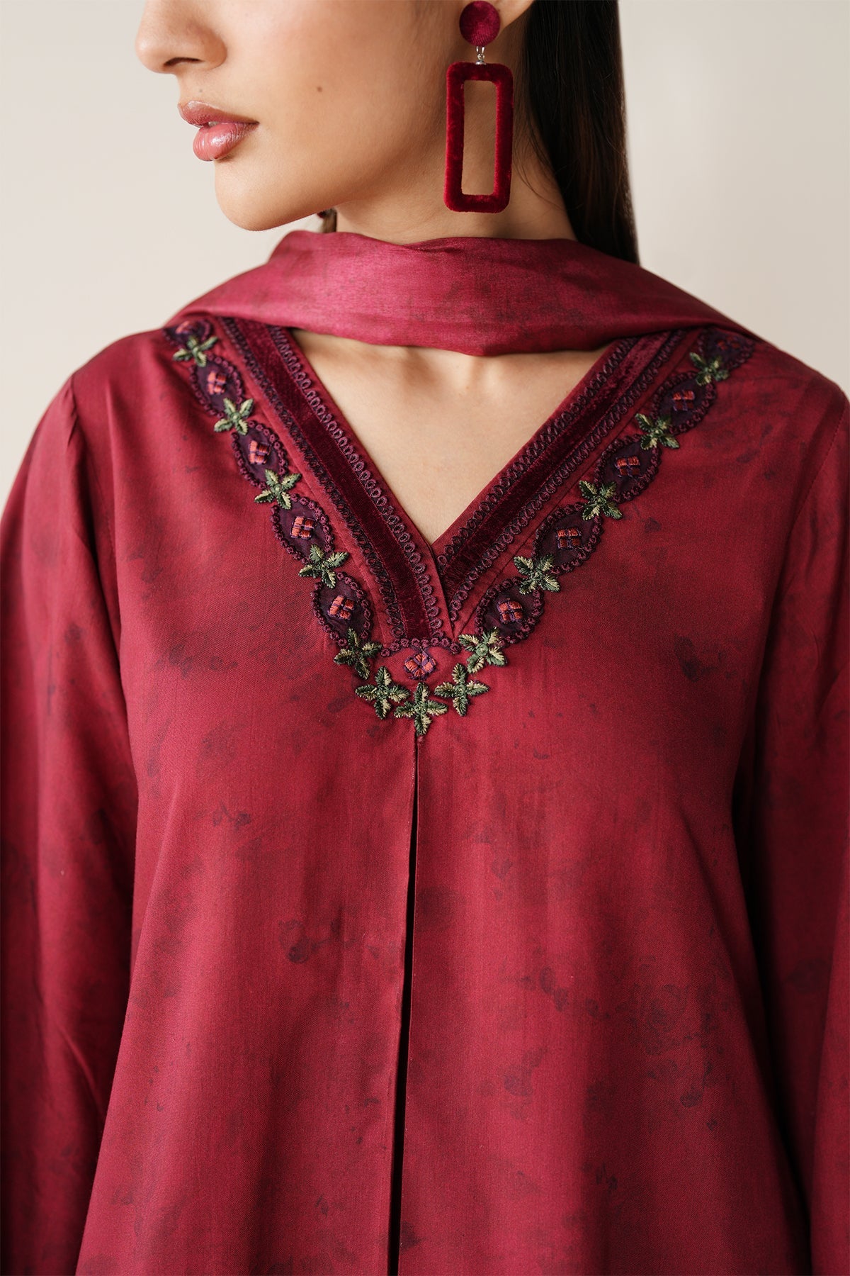 EMBROIDERED PRINTED VISCOSE PR-1193