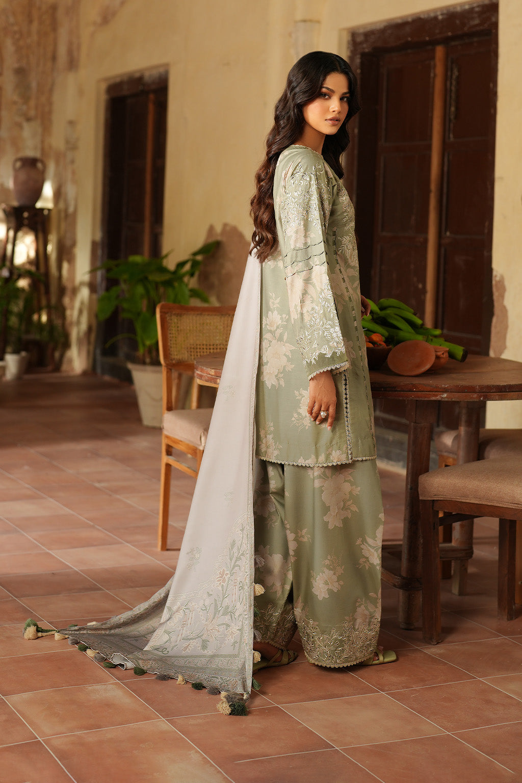 IPF-08  Embroidered Linen