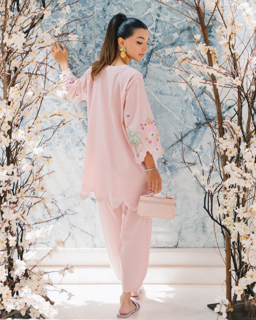 https://cdn.shopify.com/s/files/1/0643/9449/4197/files/11_8161ba52-1d19-4b79-8f47-830ea274316c.jpg?v=1728995147