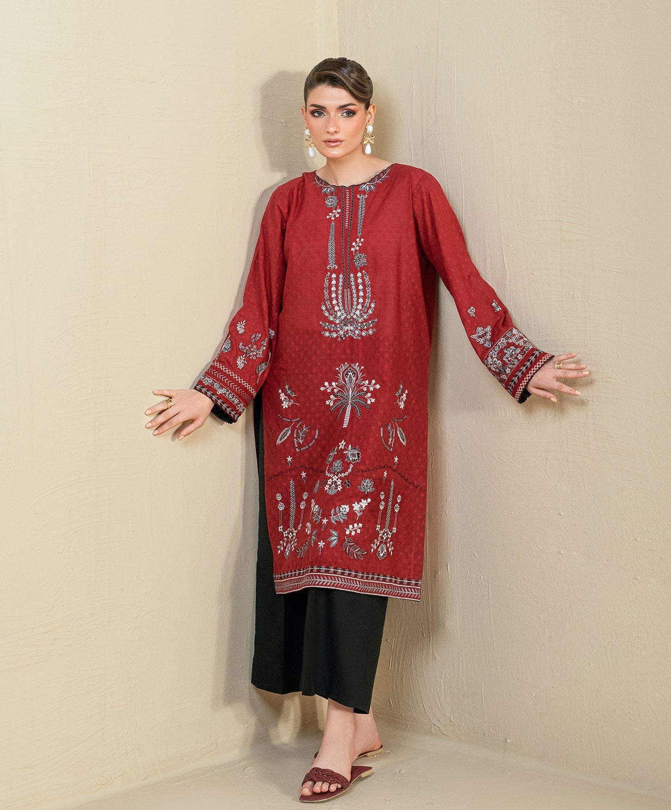 KEP-04 RED-COTTON BROCHE STITCHED 2PC