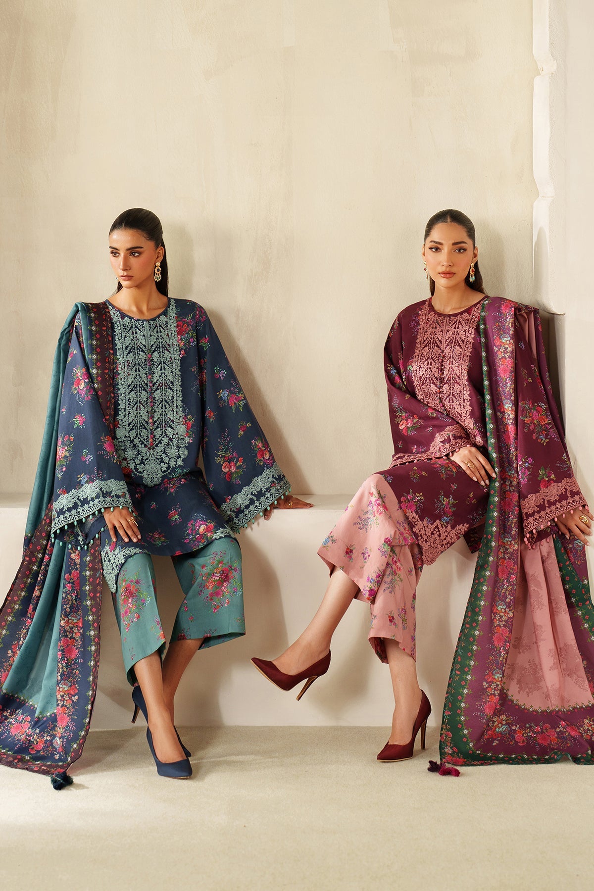 EMBROIDERED KHADDAR SF-4338