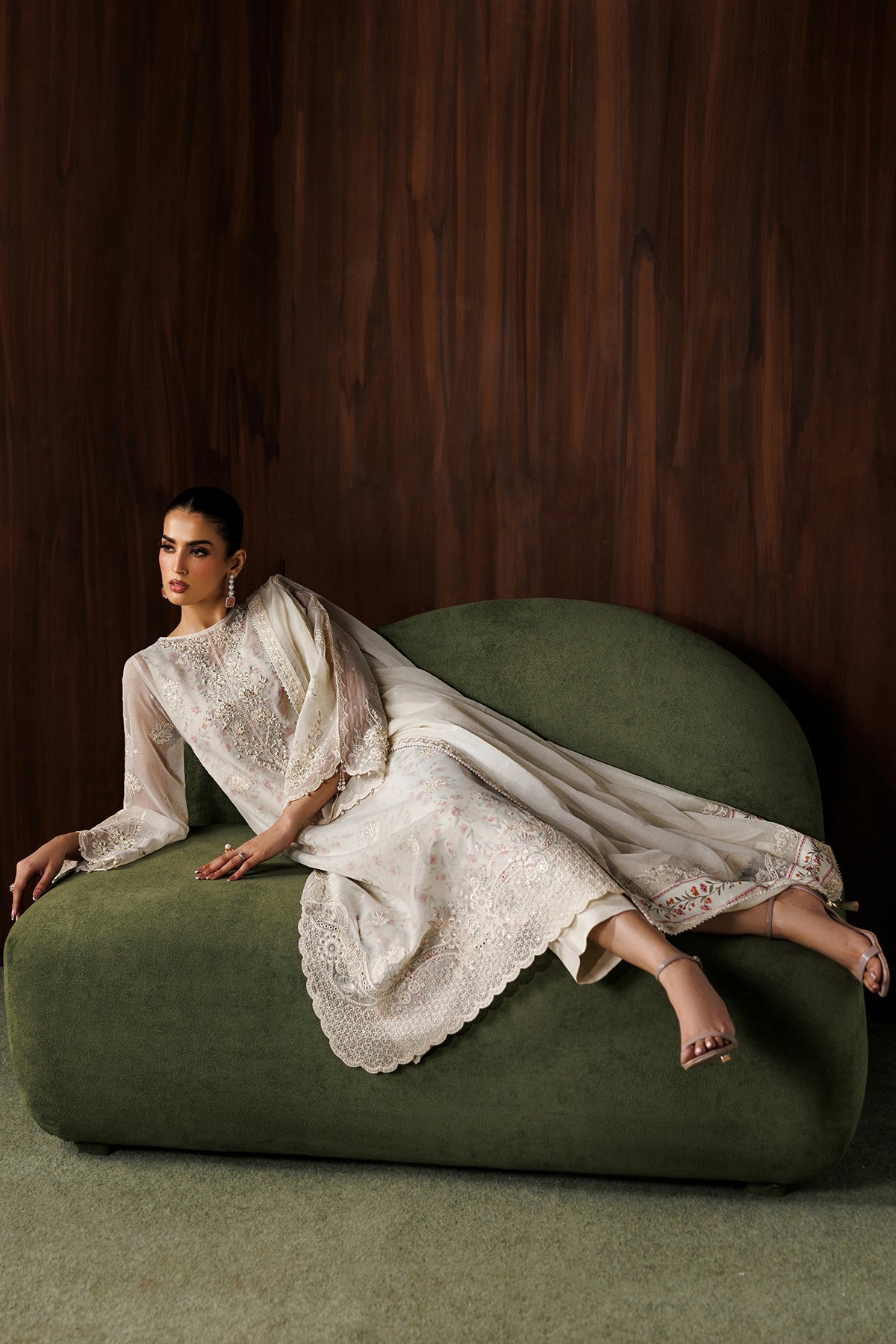 Embroidered Cotton Net Uf-4440