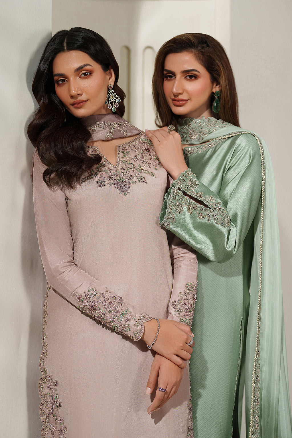 UE-615 Textured Silk