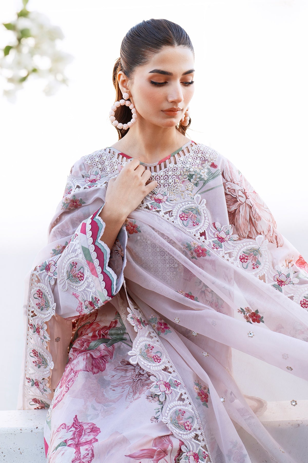 EMBROIDERED PRINTED LAWN SF-4081