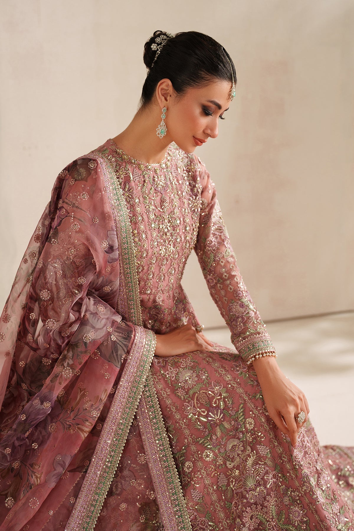 EMBROIDERED NET UF-4377