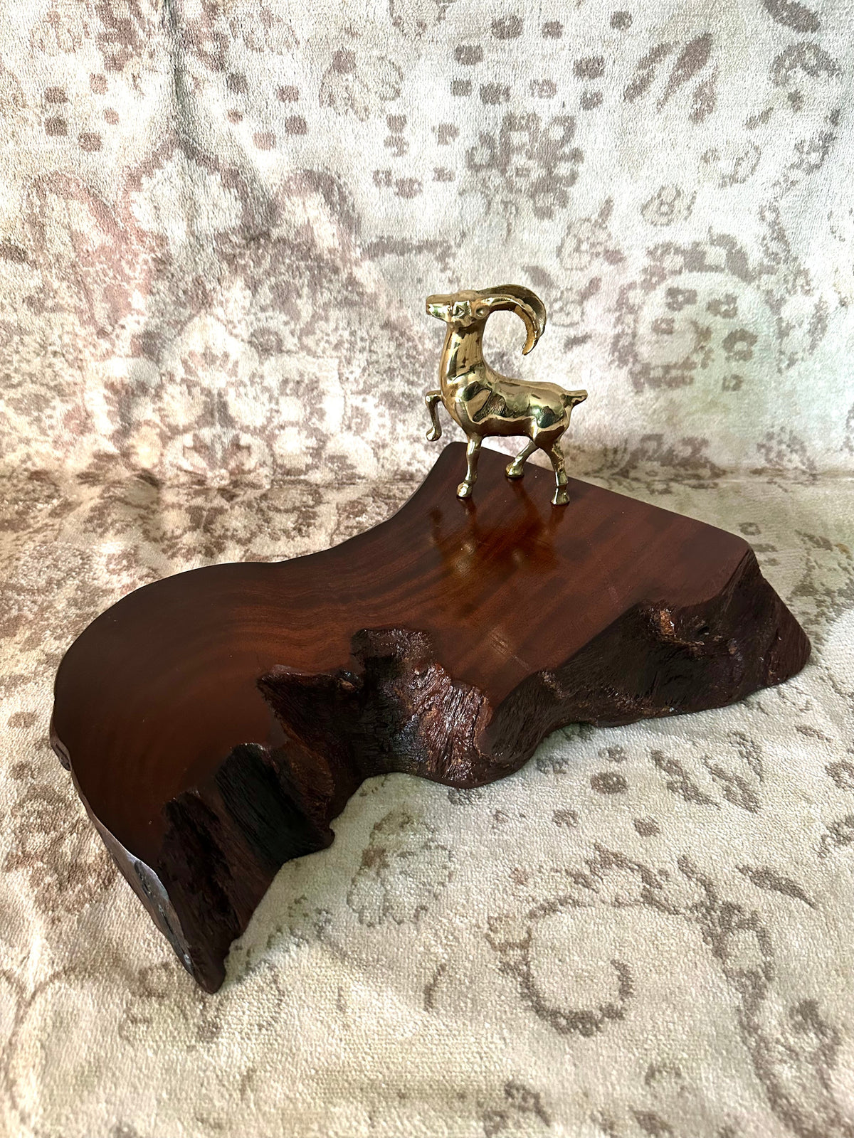 Standing goat platter/ Tray - 365 Cyra
