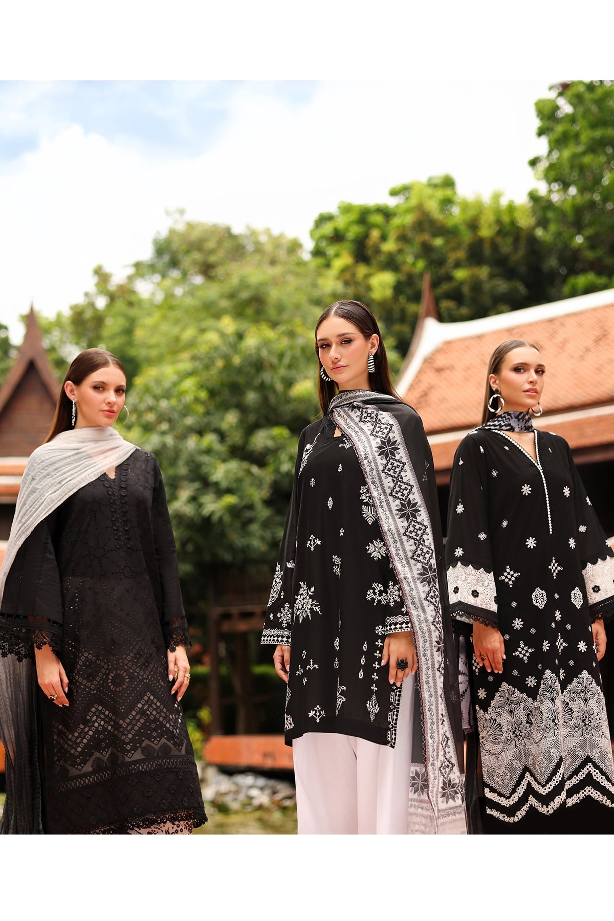 EMBROIDERED LAWN UF-4192