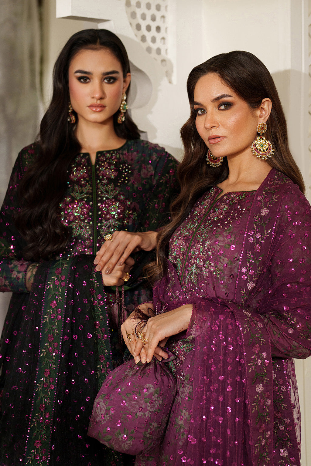 UE-538  Printed Formals