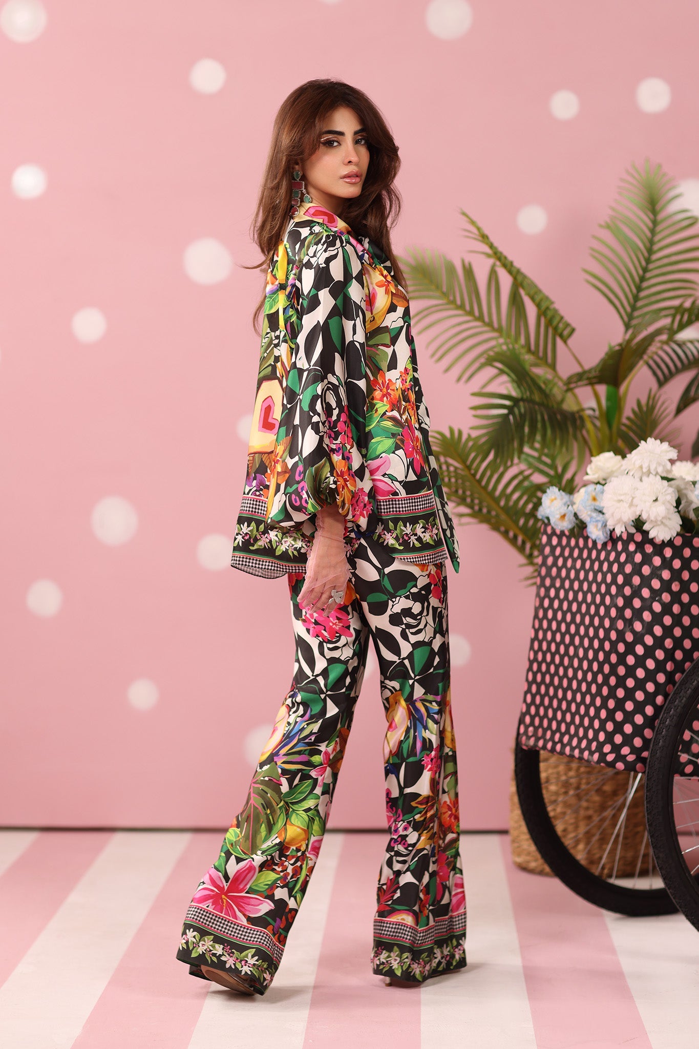 Noir Tropics