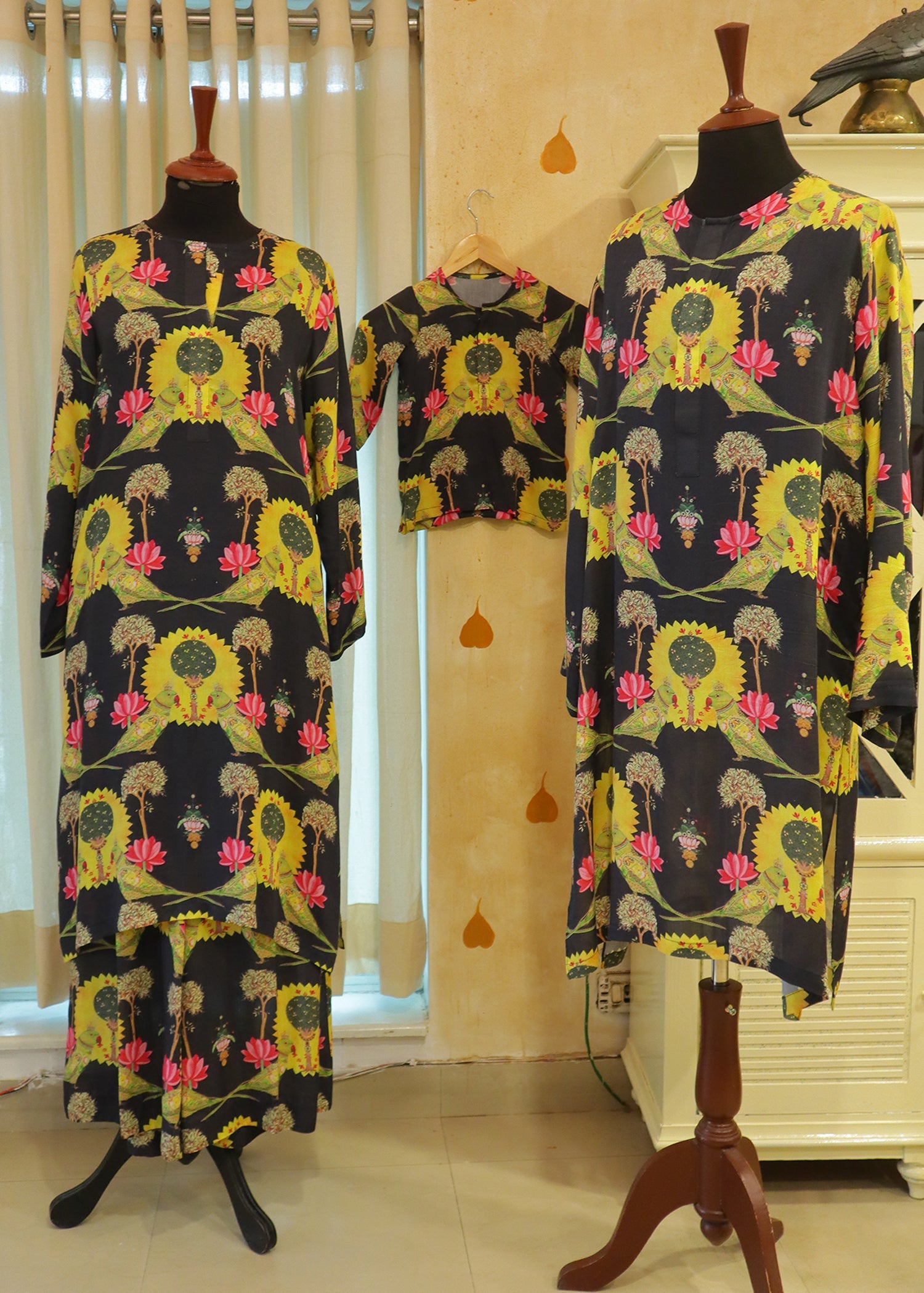 3 Piece Dyed Dobby Lawn Suit