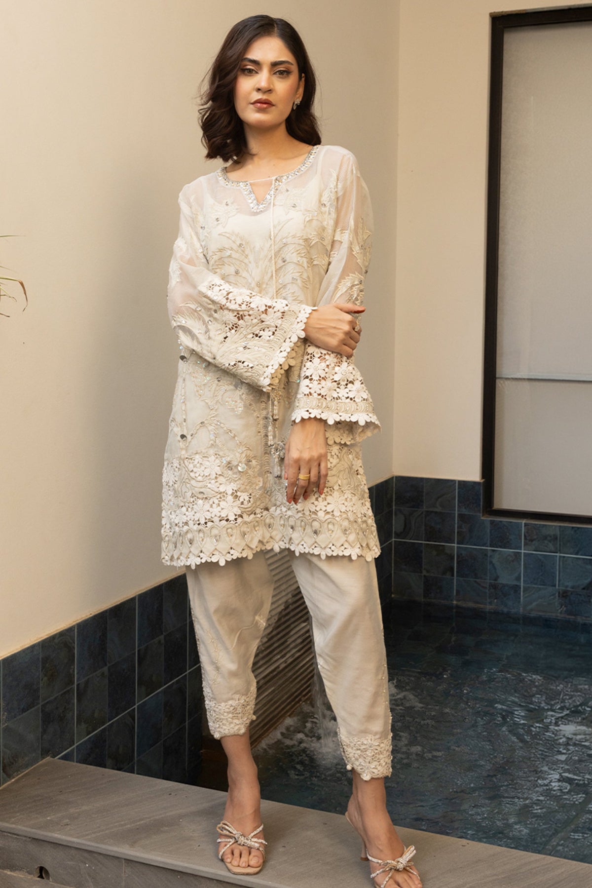 Inaara - Festive Edit (Off-white)