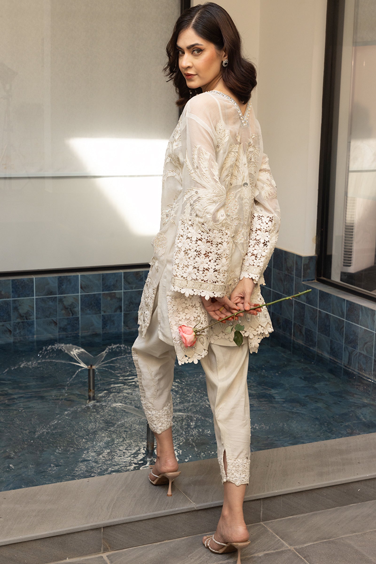 Inaara - Festive Edit (Off-white)