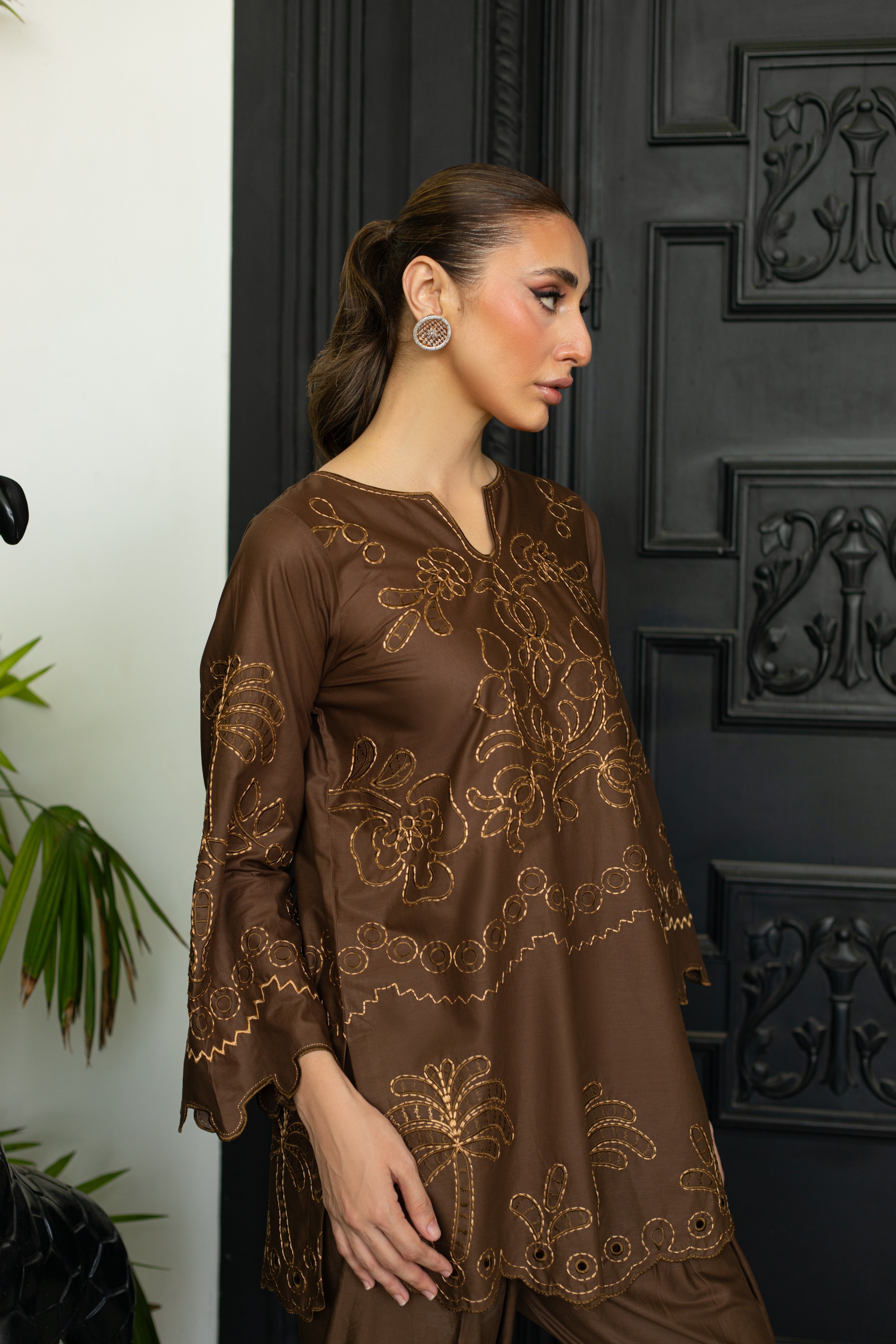 https://cdn.shopify.com/s/files/1/0904/3817/2979/files/138A7289.jpg?v=1748140309