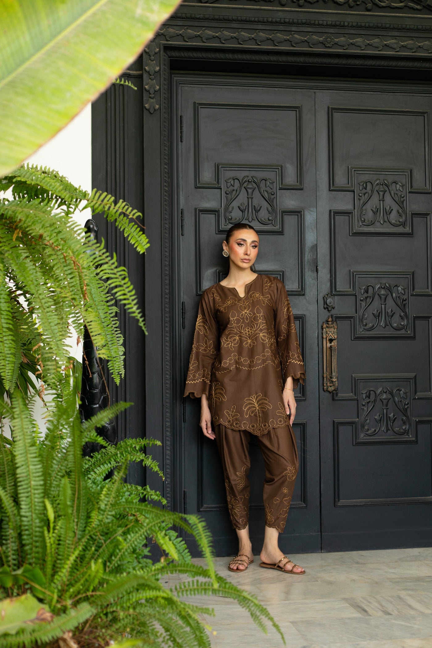 https://cdn.shopify.com/s/files/1/0904/3817/2979/files/138A7296.jpg?v=1748140309