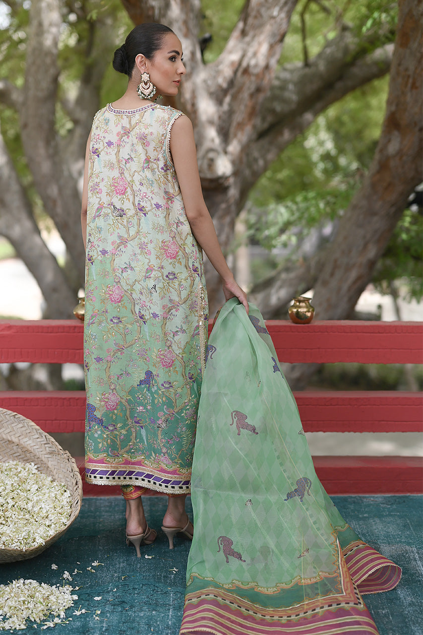 https://cdn.shopify.com/s/files/1/0588/3661/5221/products/13ASADRIWALAPOoRTRAITS-7_bdcec79c-c6ed-44e8-99b6-1de7f065f34b.jpg?v=1663578918