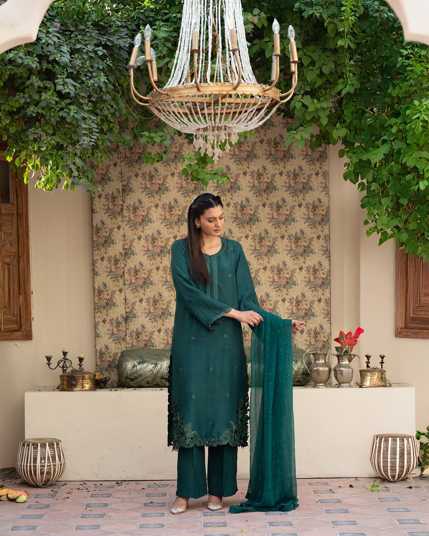 Outfit Name: Zamurd
Collection: Nazm
Code: CBR 104