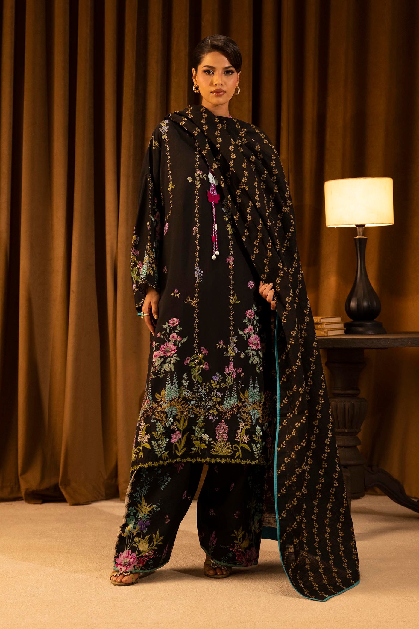 Unstitched Linen Muzlin 3 Piece Suit