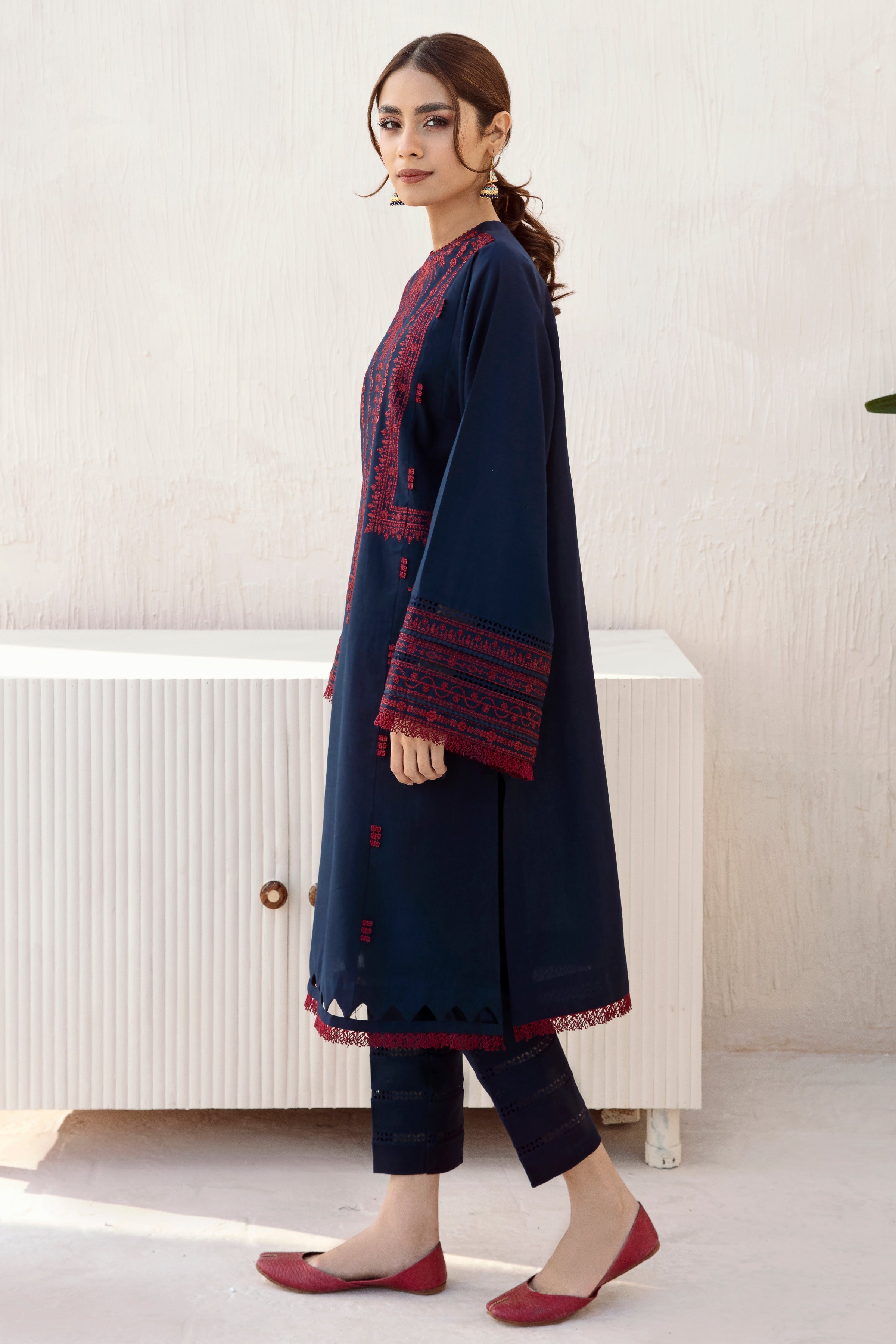 EMBROIDERED LAWN RTW-9174