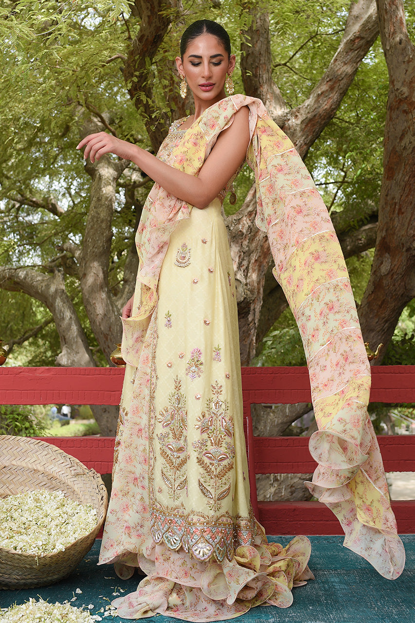 https://cdn.shopify.com/s/files/1/0588/3661/5221/products/14ASADRIWALAPOoRTRAITS-5_c3bac405-7b44-4612-8e6e-4c8b025441ef.jpg?v=1693376785