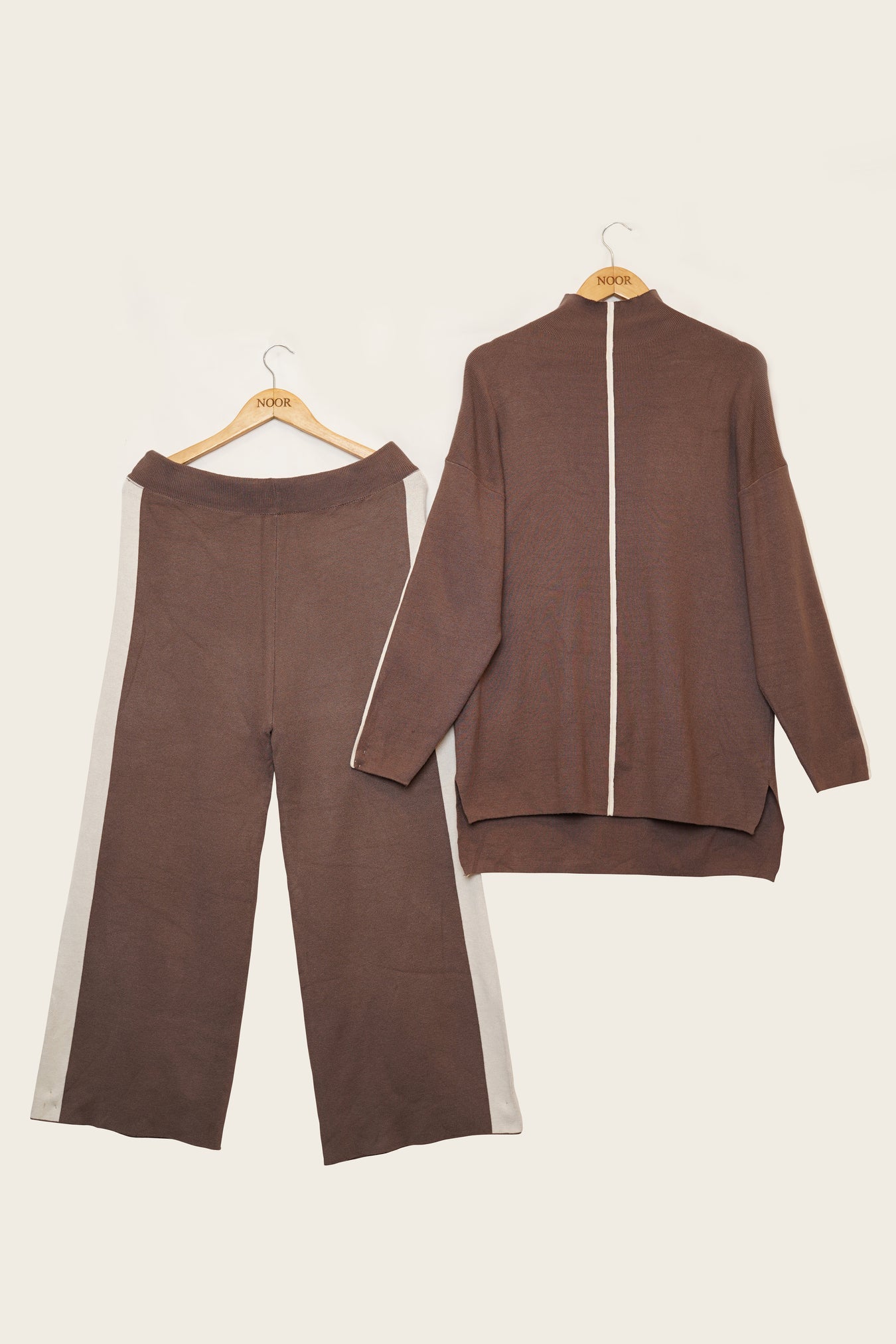 https://cdn.shopify.com/s/files/1/0501/5381/6222/files/14_13e5b33b-e4af-4207-80a1-4f8cc83a885f.jpg?v=1733772274