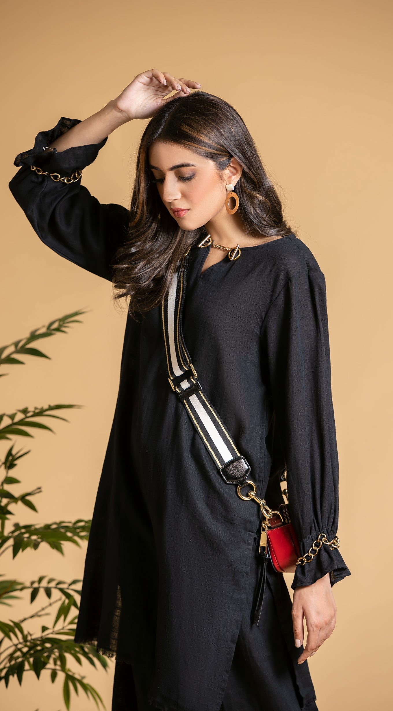 https://cdn.shopify.com/s/files/1/0654/4313/5706/products/14_c472a020-857d-4ceb-b700-83a5f1a1d553.jpg?v=1656938453