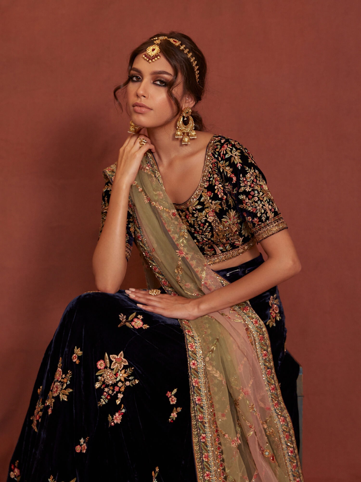 BLOUSE, LEHENGA & DUPATTA